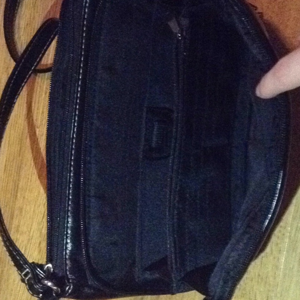 Purse - Picture 4 of 6